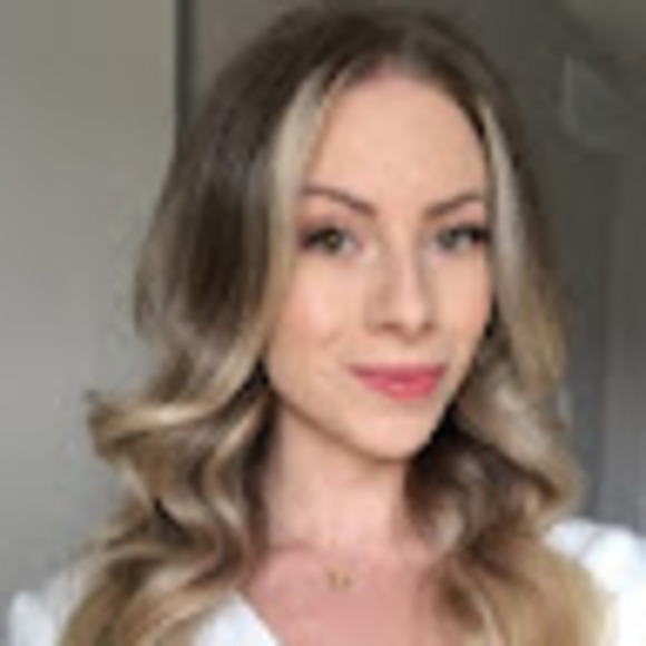 Meet your Posher, Renee - Picture 1 of 1